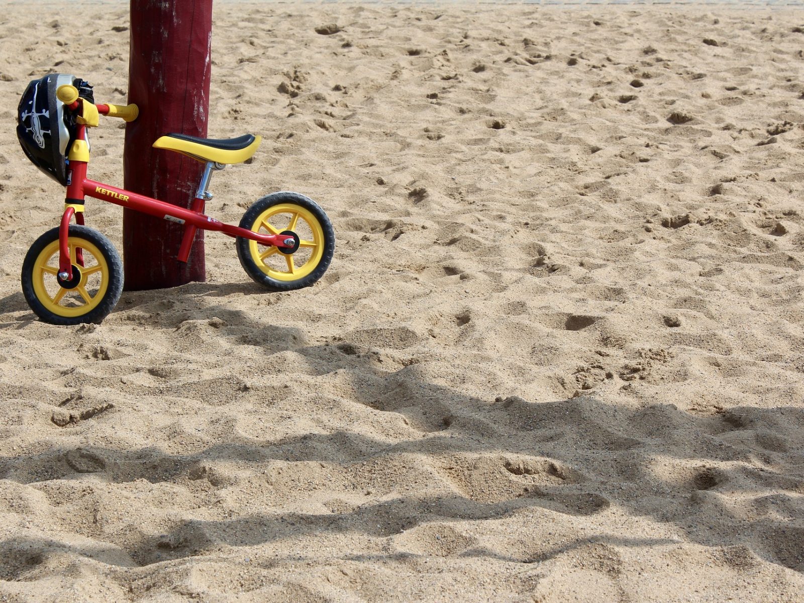 childs-bike-1592503_1920